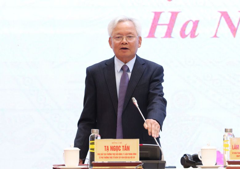 Prof. Dr. Ta Ngoc Tan - Permanent Vice Chairman of the Central Theoretical Council, Permanent Deputy Head of the 14th National Party Congress Documents Subcommittee. Photo: Tran Vuong