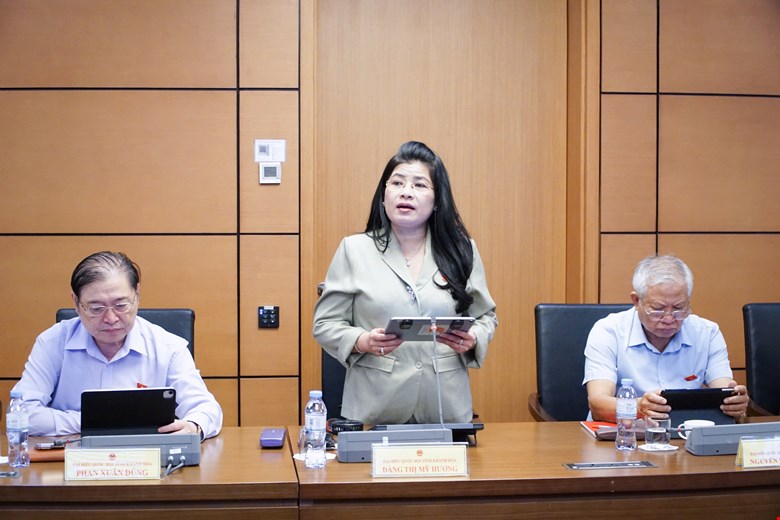 Dai bieu Quoc hoi Dang Thi My Huong. Anh: Pham Dong