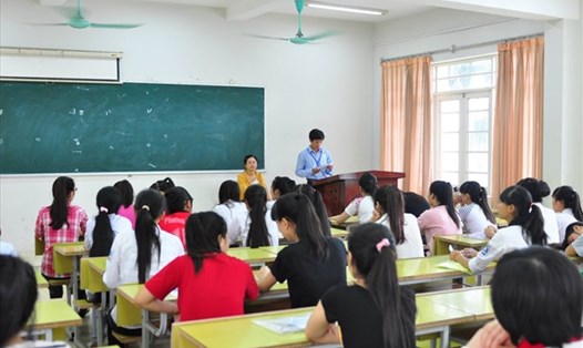 Theo dự thảo Thông tư mới, giảng viên đại học chính phải đáp ứng tiêu chuẩn về đạo đức nghề nghiệp, về trình độ đào tạo, bồi dưỡng, về năng lực chuyên môn, nghiệp vụ. Ảnh: Huyên Nguyễn