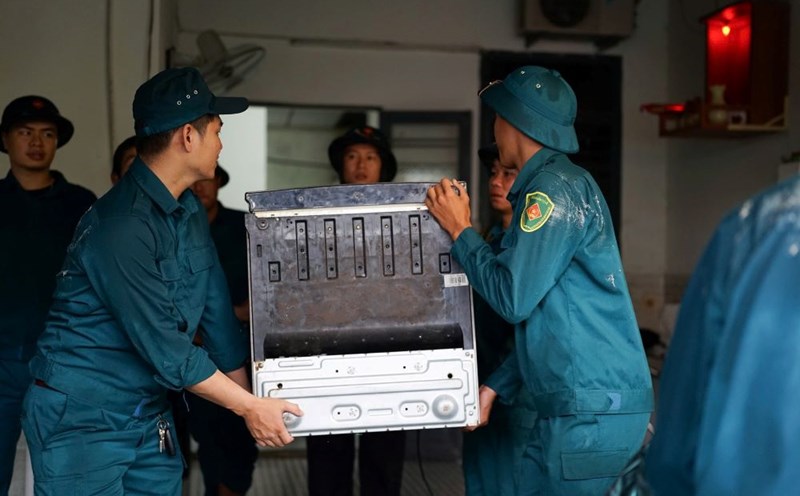 Da Nang activates the highest response to storm No. 12, 91 points at risk of landslides. Photo: Tran Thi
