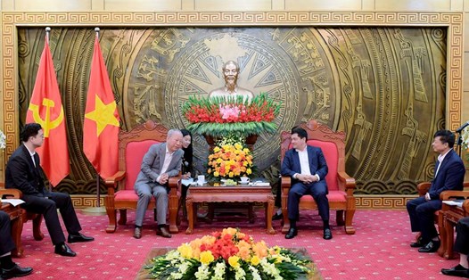 Bí thư Tỉnh ủy Bắc Ninh Nguyễn Hồng Thái tiếp, làm việc với đoàn công tác Tập đoàn Xây dựng Thái Bình Dương. Ảnh: Trịnh Lan
