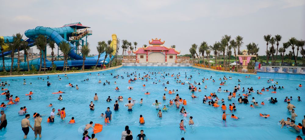 Sun World Ha Nam la cong vien nuoc mang chu de mua roi nuoc dau tien tai Viet Nam.