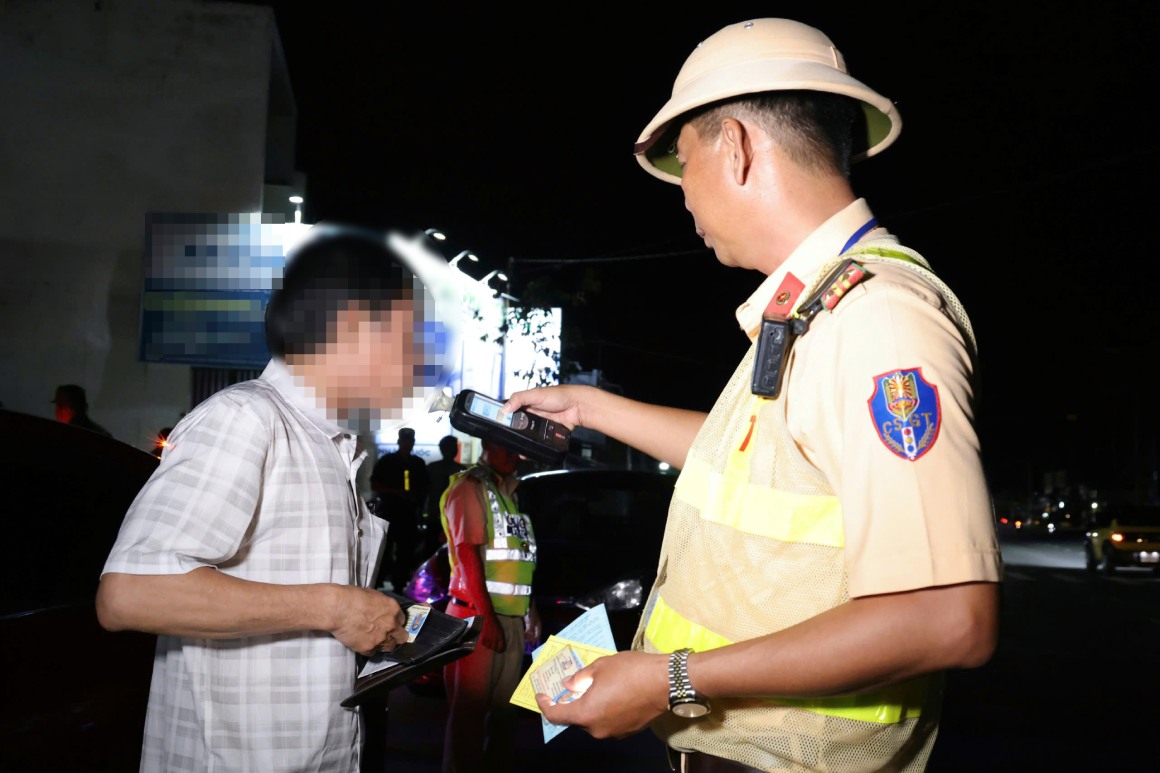Hon 4,1 nghin luot kiem tra. Anh: Cong an Can Tho