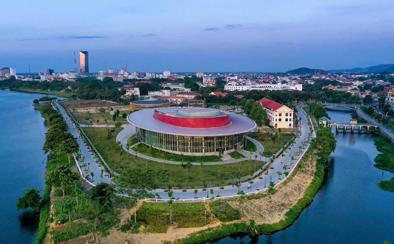 Song Huong Theater - where the TV bridge will host the 2025 Road to Olympia Final. Photo: Nguyen Phong.