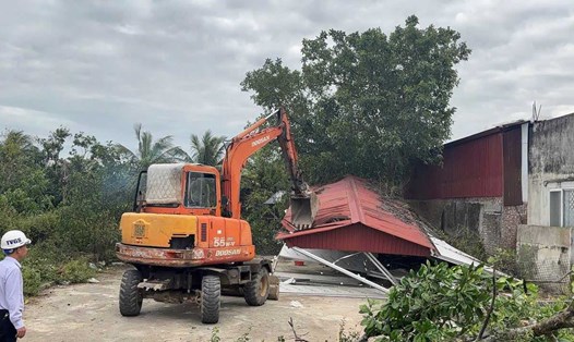 Quá trình cưỡng chế đảm bảo các nguyên tắc về tiến hành công khai, minh bạch. Ảnh: Cổng TTĐT phường Dương Kinh, Hải Phòng
