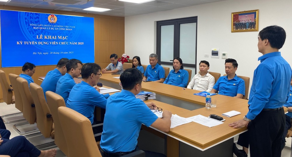 2025년 공무원 채용 위원회는 노동조합 프로젝트 관리 위원회가 2025년 공무원 채용을 조직합니다. 사진: 꽝 민