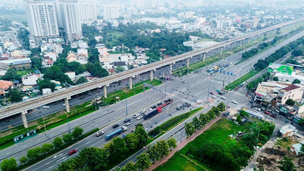 Nut giao Binh Thai ket noi cac truc giao thong trong diem dan ve cang Cat Lai, Phu Huu, Truong Tho, khu cong nghe cao va Quoc lo 1. Anh: Anh Tu