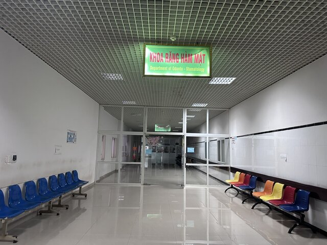 Many cameras are installed in violation of regulations and are unreasonable at the Central Highlands General Hospital. Photo: Uy Nguyen