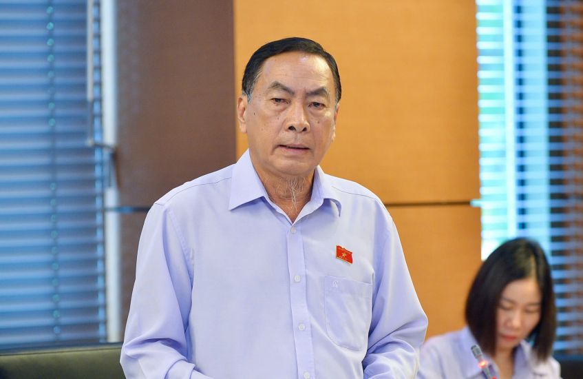 Dai bieu Quoc hoi Pham Van Hoa. Anh: Tuong Van