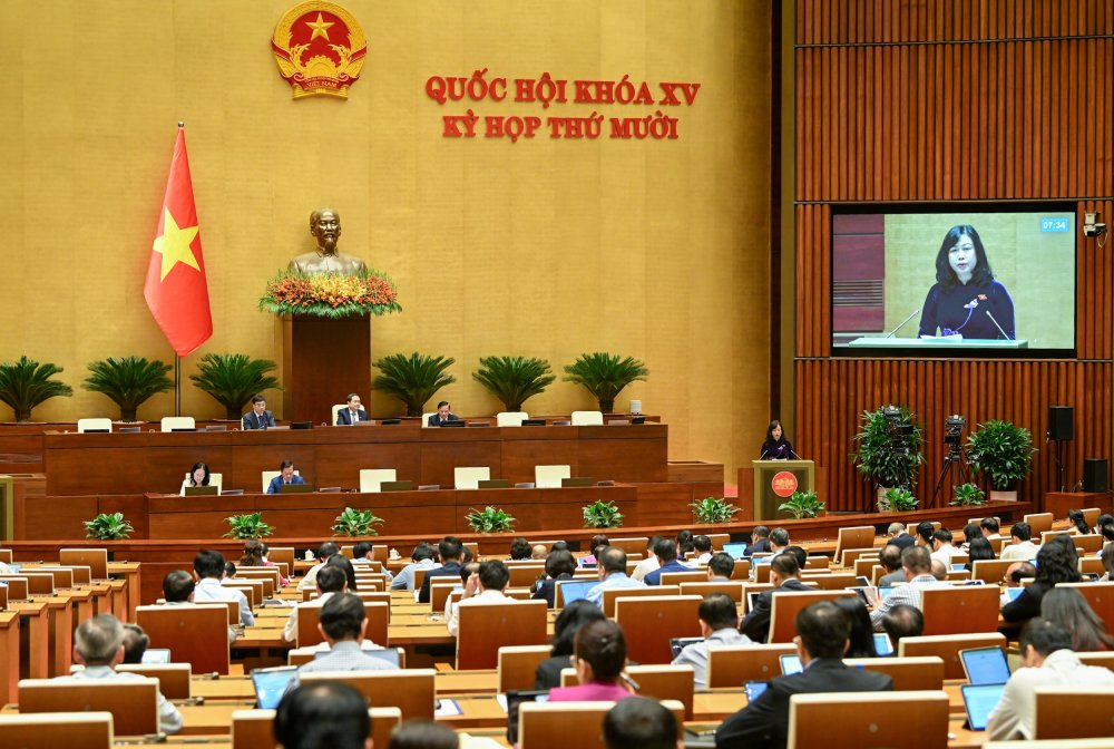 Ky hop thu 10, Quoc hoi khoa XV. Anh: Pham Dong