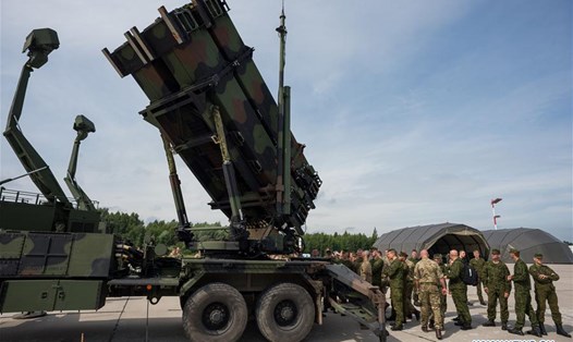 Tên lửa Patriot do Mỹ sản xuất là một trong những vũ khí mà Ukraina cần trong giao tranh. Ảnh: Xinhua