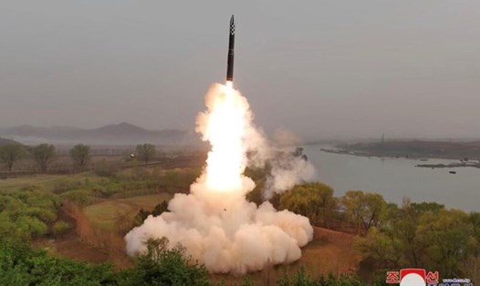 Một vụ thử tên lửa của Triều Tiên. Ảnh: KCNA