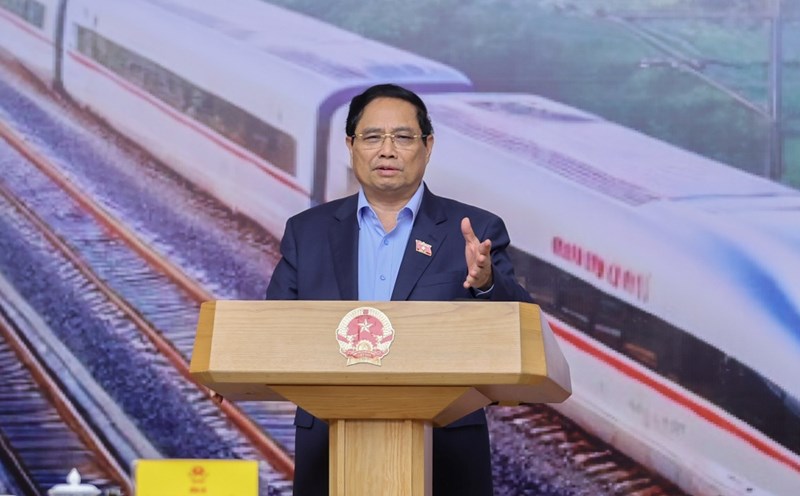 Politburo member and Prime Minister Pham Minh Chinh chaired the 4th meeting of the Steering Committee for key projects and national important projects in the railway sector. Photo: Nhat Bac