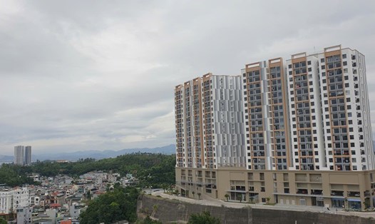 Khu nhà ở xã hội đầu tiên của Quảng Ninh tại Đồi Ngân hàng, thuộc phường Hà Lầm và Hạ Long, tỉnh Quảng Ninh. Ảnh: Nguyễn Hùng
