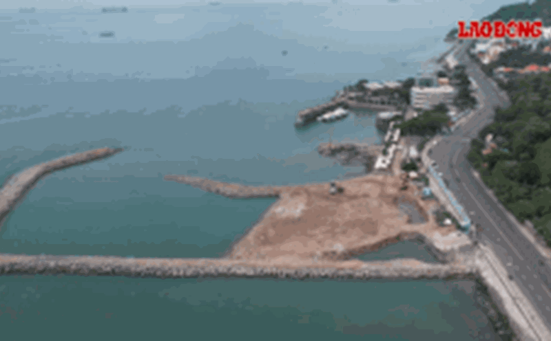 Current status of the sea encroachment project in Vung Tau violates the leveling activities. Photo: Thanh An
