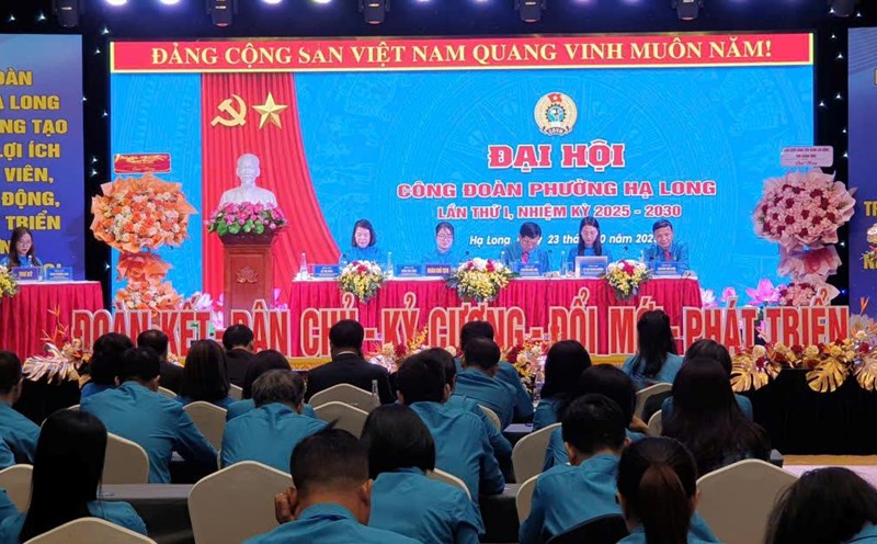 The 1st Ha Long Ward Trade Union Congress, term 2025 - 2030. Photo: Nguyen Hung
