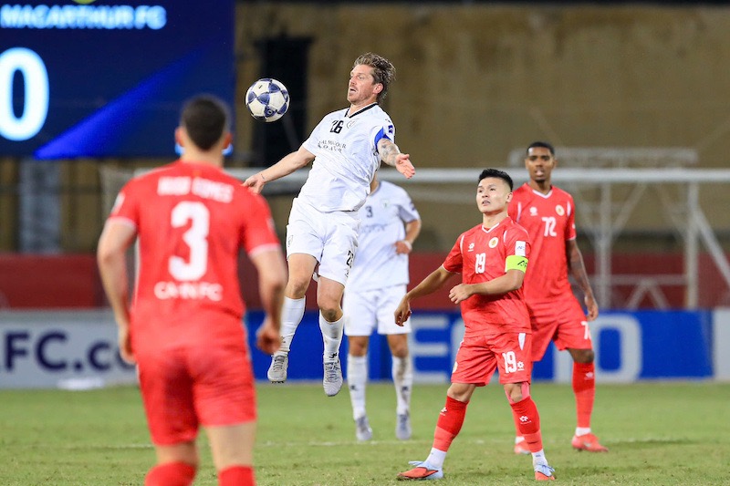 Cong an Ha Noi choi giu nhip de bao toan ti so. Anh: Minh Dan