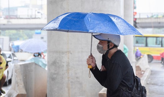 Dự báo thời tiết ngày mai 23.10 Bắc Bộ trở rét về đêm và sáng sớm, ngày lạnh trong khi Trung Bộ tiếp tục mưa dông do ảnh hưởng của áp thấp suy yếu từ bão số 12 Fengshen. Ảnh: Tuấn Anh