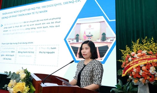 Bà Lê Thị Chinh - Phó Trưởng ban Nghiệp vụ Cục Thuế. Ảnh: Hải Nguyễn thông tin về con số tích cực trên hành trình xóa bỏ thuế khoán. Ảnh: Hải Nguyễn