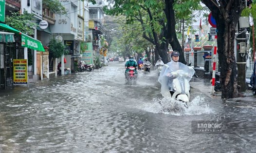 Dự báo khu vực Trung Trung Bộ tiếp tục mưa lớn trong những ngày tới. Ảnh: Phúc Đạt