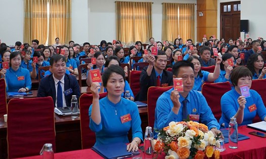 105 đại biểu dự đại hội Công đoàn phường Hải An, Hải Phòng lần thứ nhất. Ảnh: Mai Dung