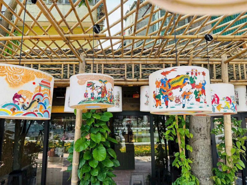 Light products are made from traditional Do paper. Photo: Character provided