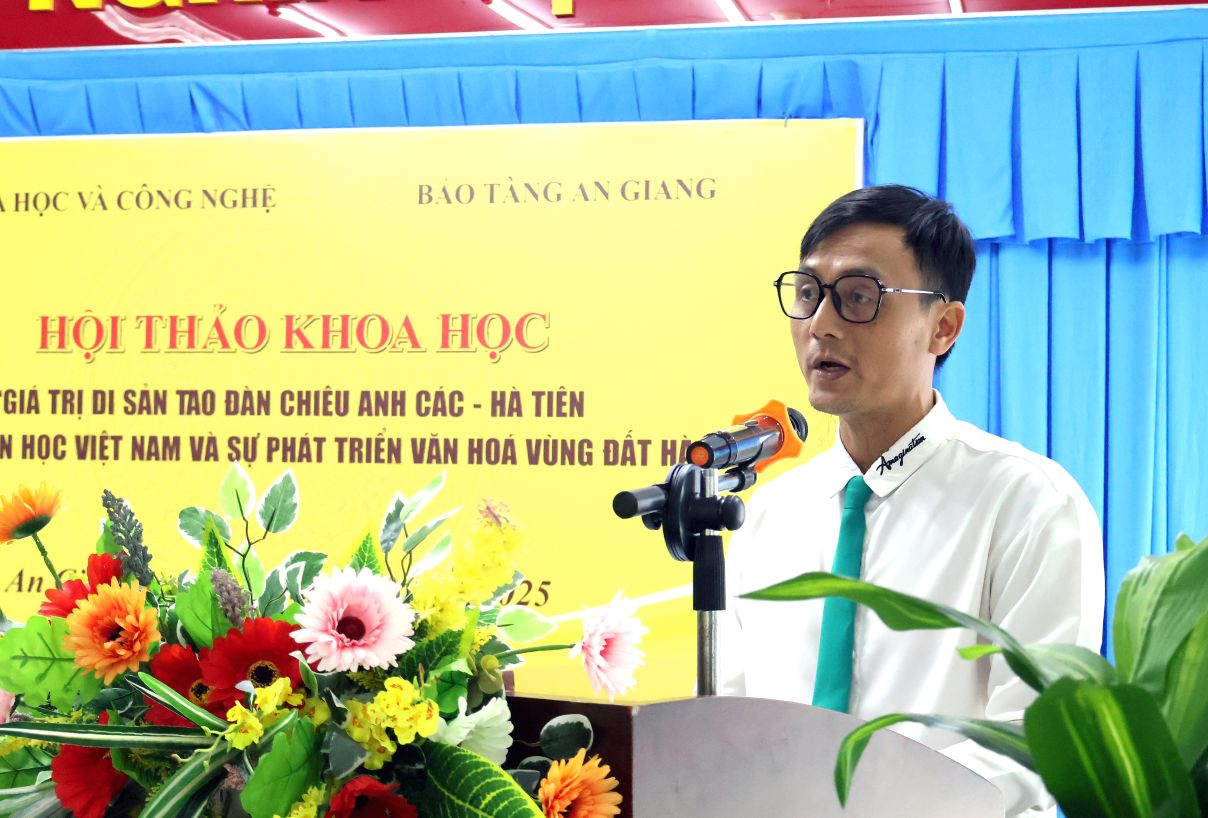 TS Nguyen Quang Khanh phat bieu de dan. Anh: Lam Dien