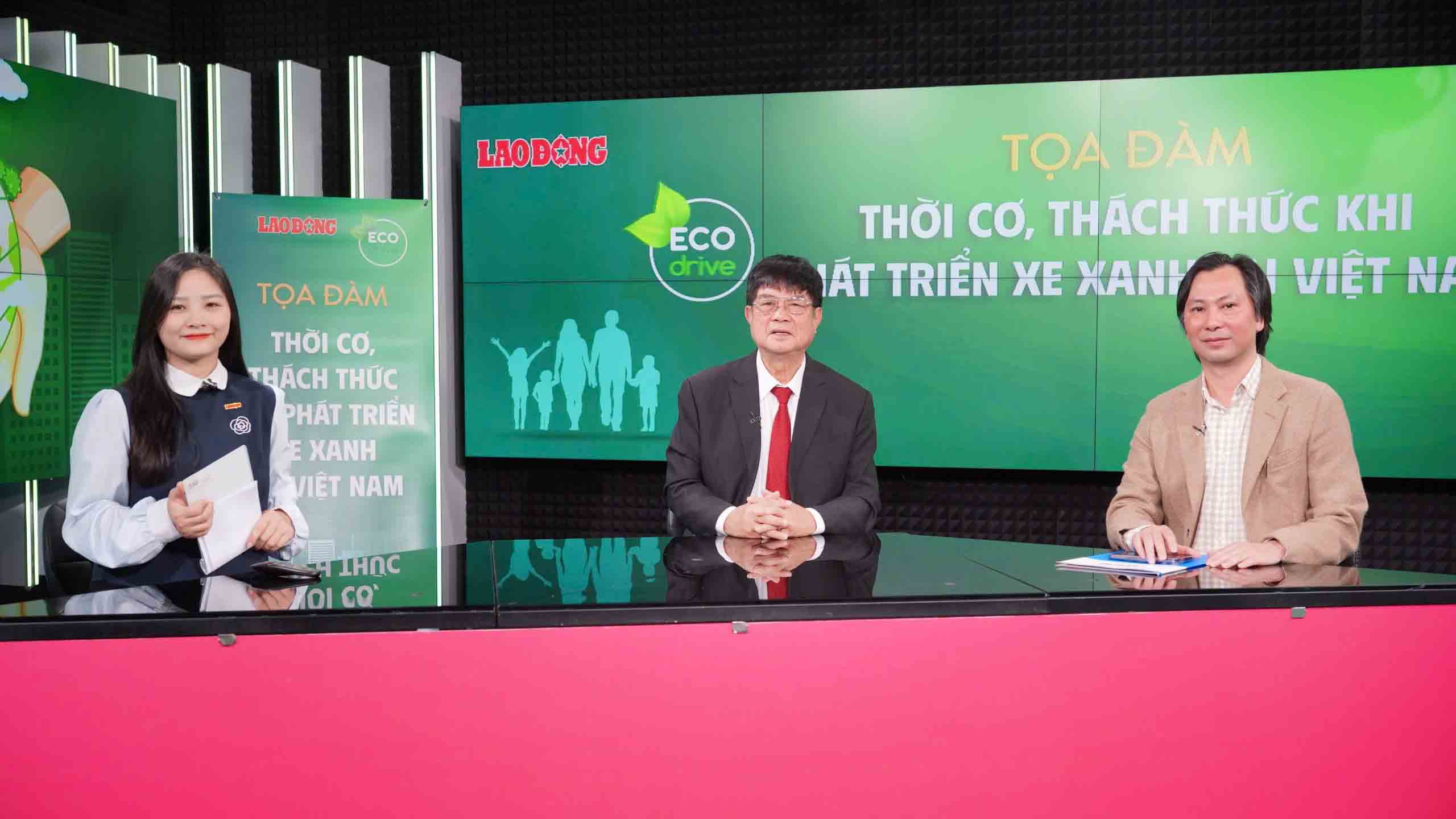 Mesa redonda: Oportunidades y desafios al desarrollar vehiculos ecologicos en Vietnam