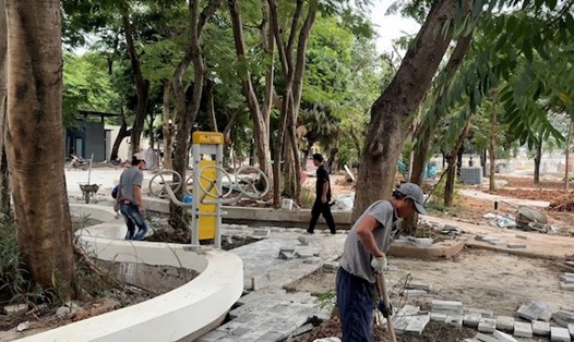 Nhiều công viên, vườn hoa, không gian công cộng tại Hà Nội đang được cải tạo, nâng cấp đồng bộ. Ảnh: Mỹ Linh