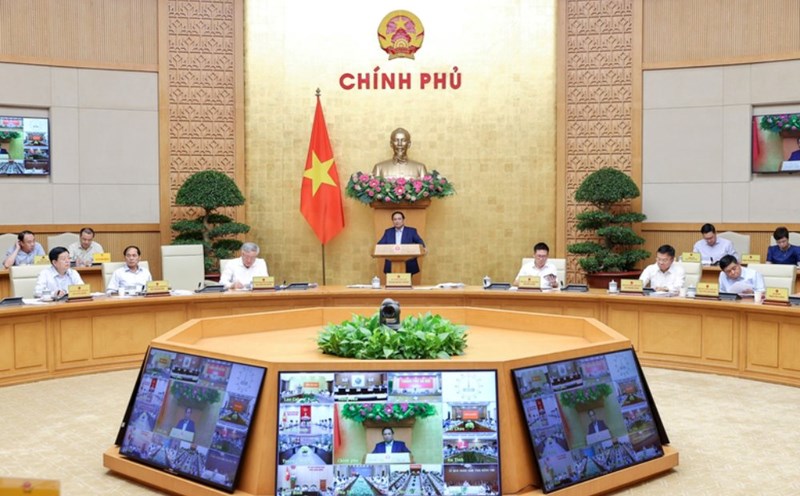 Politburo member, Prime Minister Pham Minh Chinh and Deputy Prime Ministers chaired an online conference with the Government in September 2025. Photo: VGP/Nhat Bac