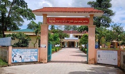 Trường Phổ thông dân tộc bán trú Tiểu học Kim Thủy, nơi có 40 học sinh nghi ngộ độc sau bữa ăn sáng. Ảnh: Công Sáng