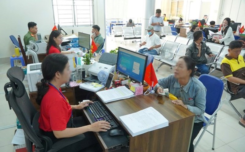 The content of civil servant assessment includes the ability to innovate, be creative, dare to think, dare to do, dare to take responsibility for the common good in performing public duties. Photo: Ta Quang