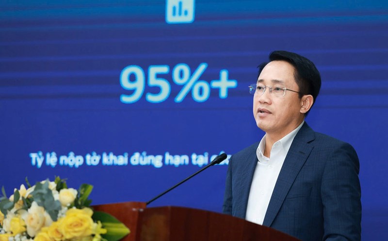 Mr. Mai Son - Deputy Director of the Tax Department, Ministry of Finance spoke at the Workshop "Promoting self-respect for tax compliance and full tax contributions - Building a strong era". Photo: Hai Nguyen