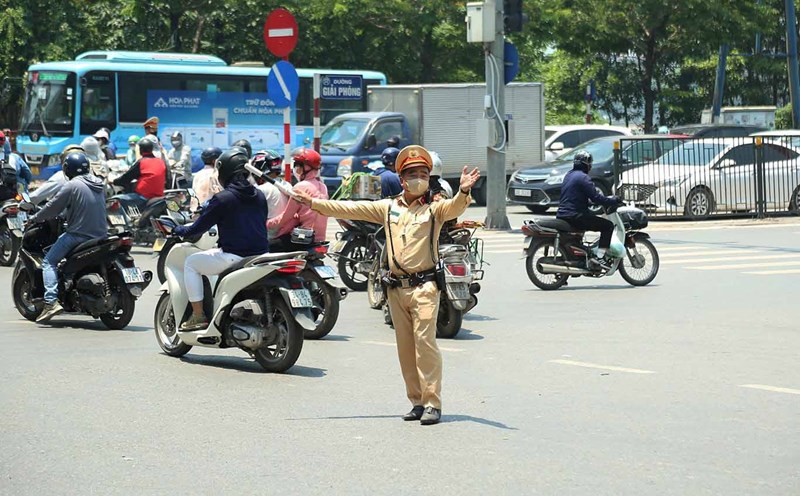 Hanoi temporarily bans and limits vehicles for the 2025 Autumn Fair. Photo: To The