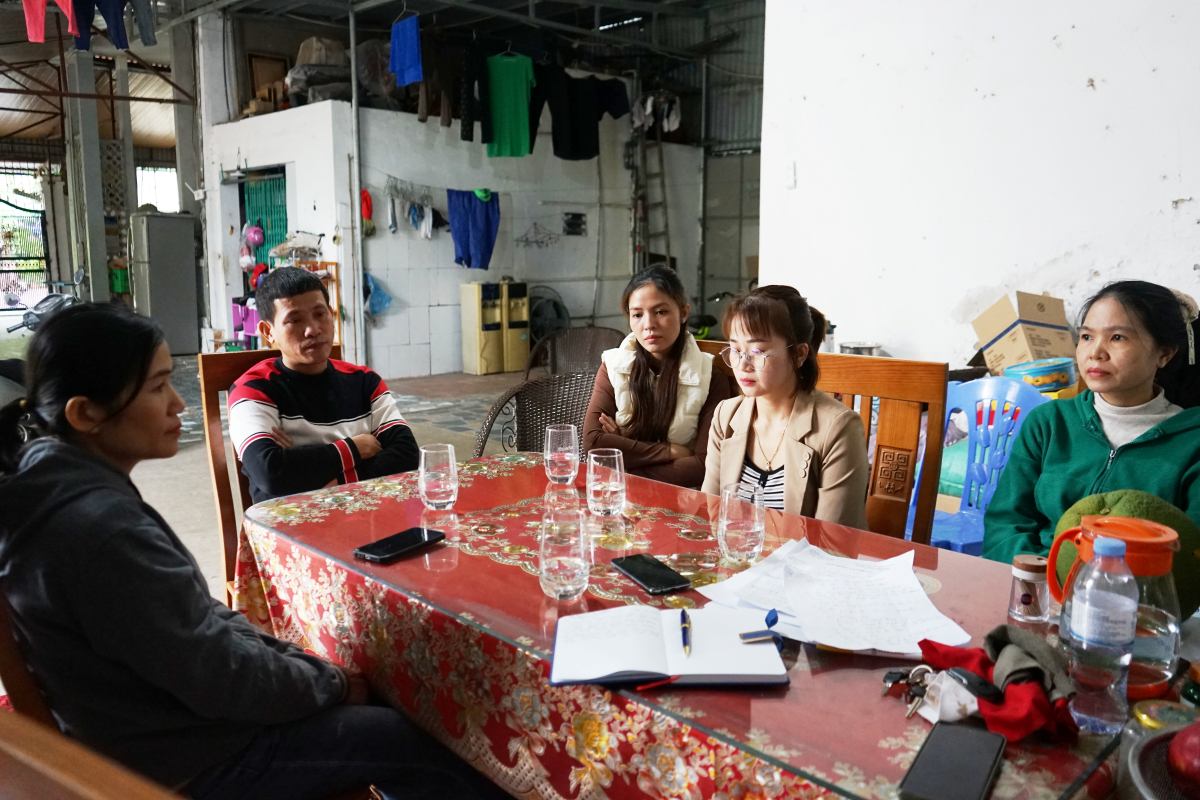 Nhieu cong nhan lo lang, “to” Cong ty 