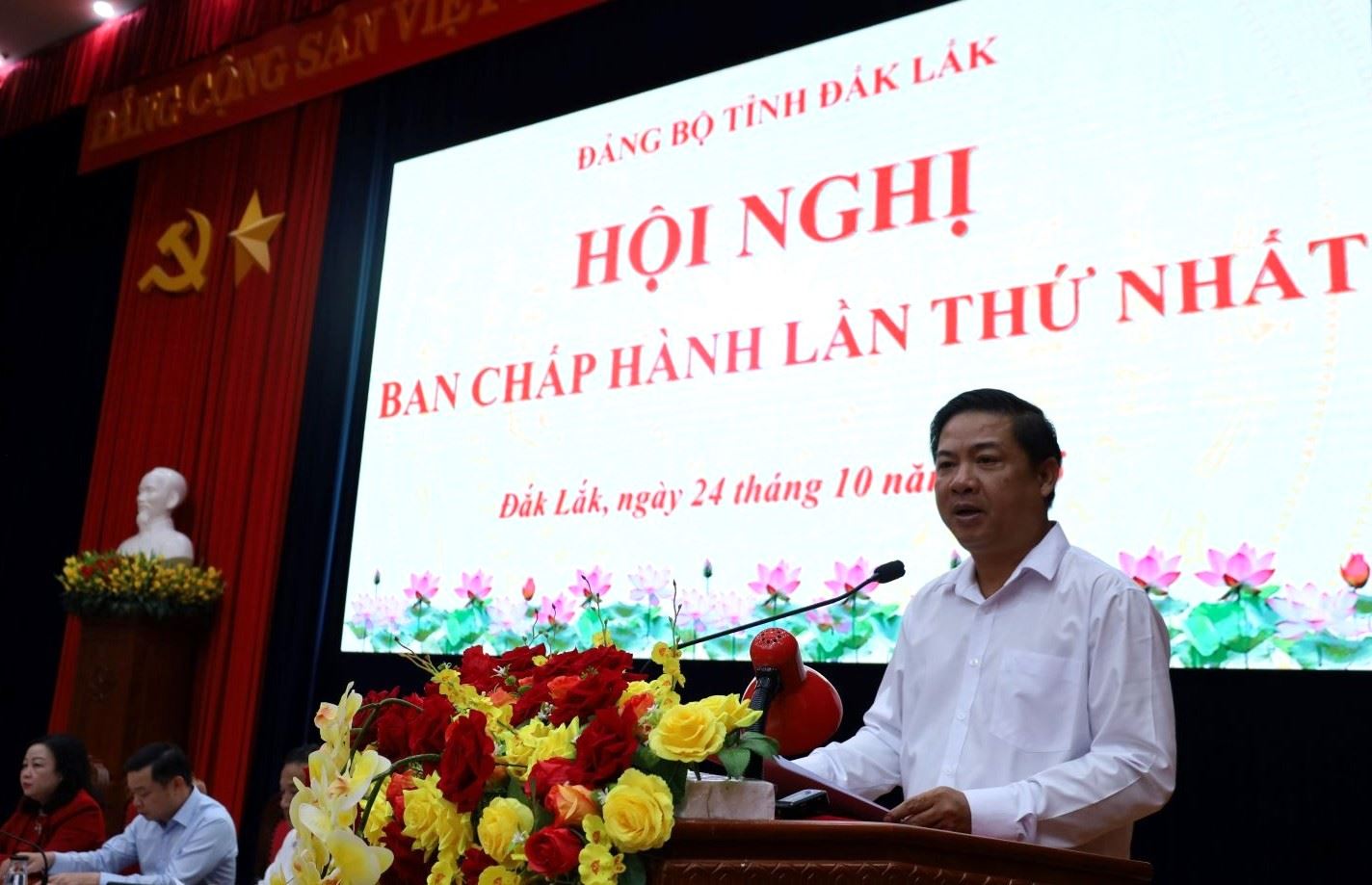 Ong Luong Nguyen Minh Triet - Uy vien Du Khuyet Trung uong Dang, Bi thu Tinh uy Dak Lak phat bieu chi dao tai Hoi nghi. Anh: Bao Trung