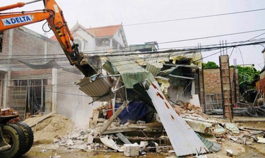 Người dân đồng lòng, chính quyền quyết liệt để hoàn thành mở rộng đường Vũ Công Đán. Ảnh: Nguyên Thương