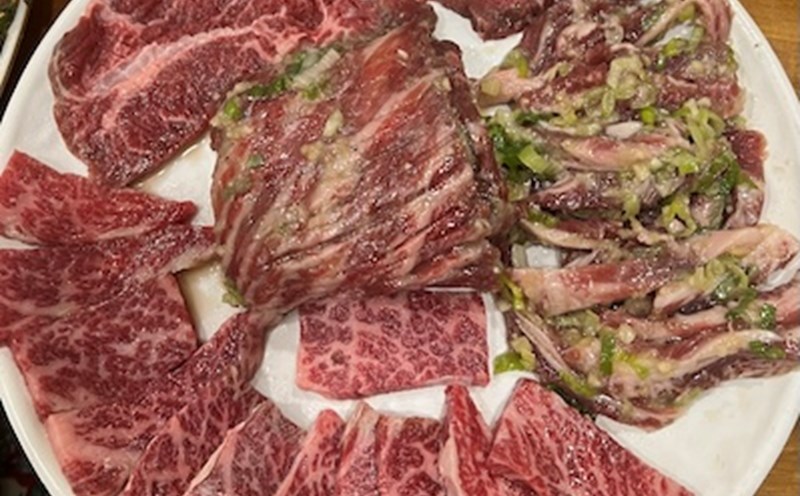 Eating red meat regularly is one of the causes of collagen deficiency. Photo: Kieu Vu