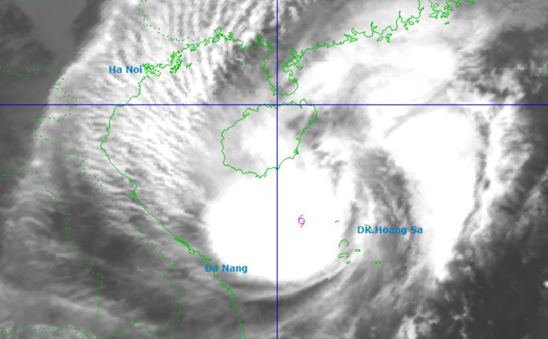 Satellite image of storm No. 12 at 7:00 a.m. on October 22, 2025. Photo: NCHMF