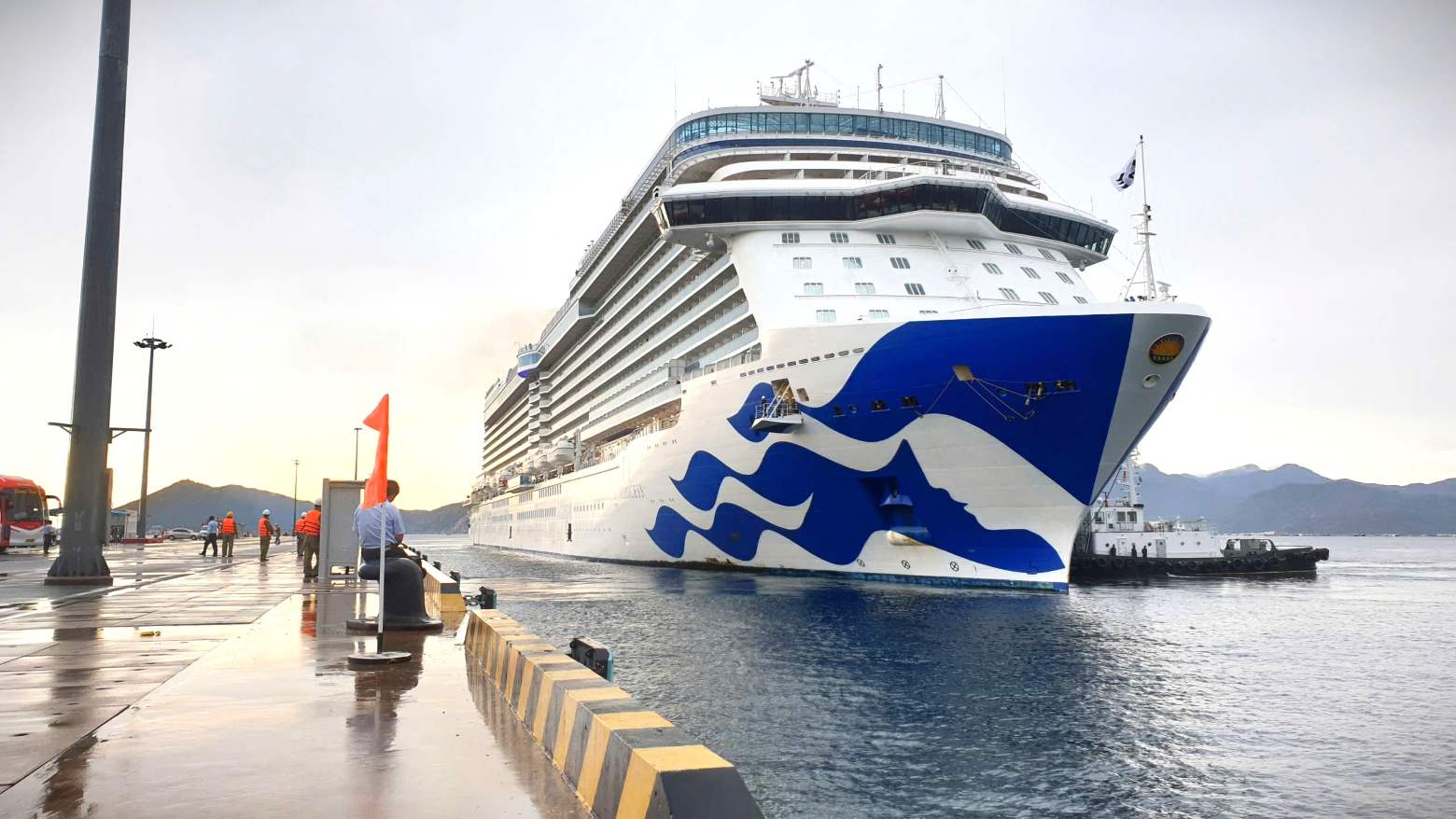 Khanh Hoa wordt steeds populairder als incheckplek voor internationale cruisetoeristen. Foto: Nguyen Phat