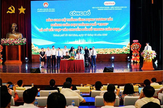 So Giao duc & Dao tao TP.HCM phoi hop cung Viettel trien khai he thong EDUi