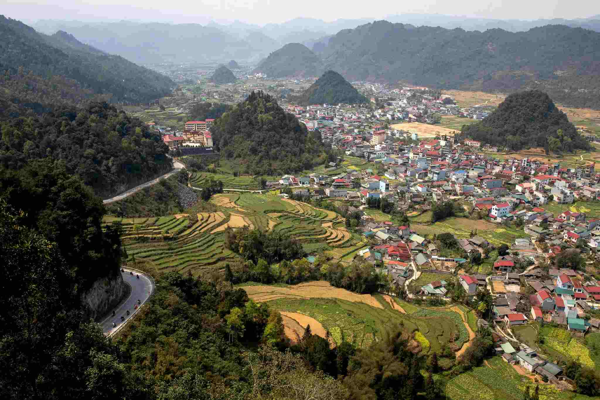 Nhung khuc cua quanh co o Quan Ba. Anh: Derek M. Norman/Nytimes