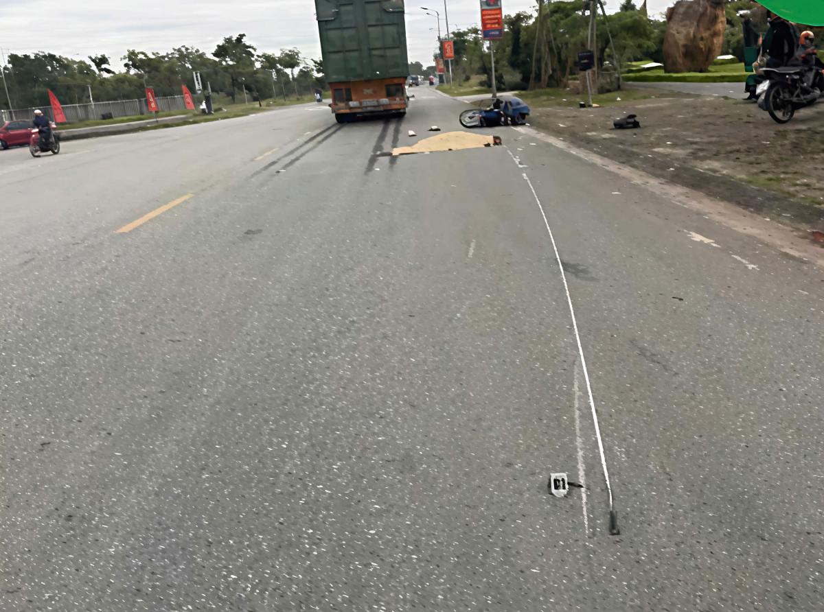 사고 현장. 사진: 하이퐁시 교통 안전 위원회