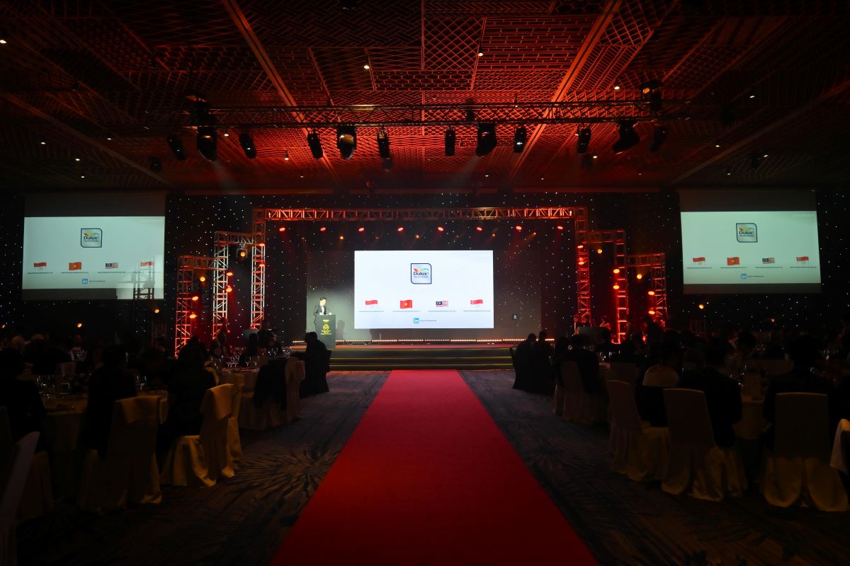 Dulux Professional brand, from AkzoNobel, is proud to continue to be a Gold Sponsor at the Vietnam PropertyGuru Real Estate Awards 2025. Photo: Dulux
