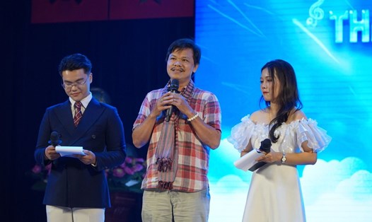 NSƯT - Đạo diễn Hoàng Duẩn. Ảnh: Mai Anh.