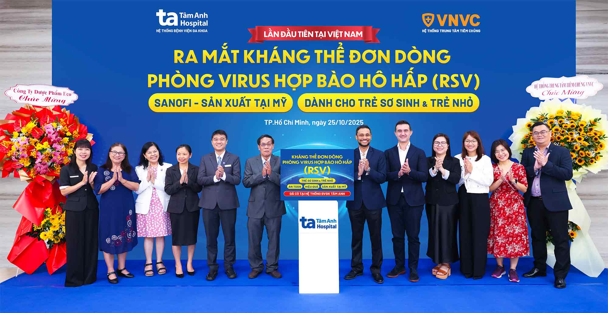 He thong Tiem chung VNVC phoi hop cung He thong BVDK Tam Anh ra mat va trien khai khang the don dong phong RSV cho tre so sinh, tre nho. Anh: Van Nhan