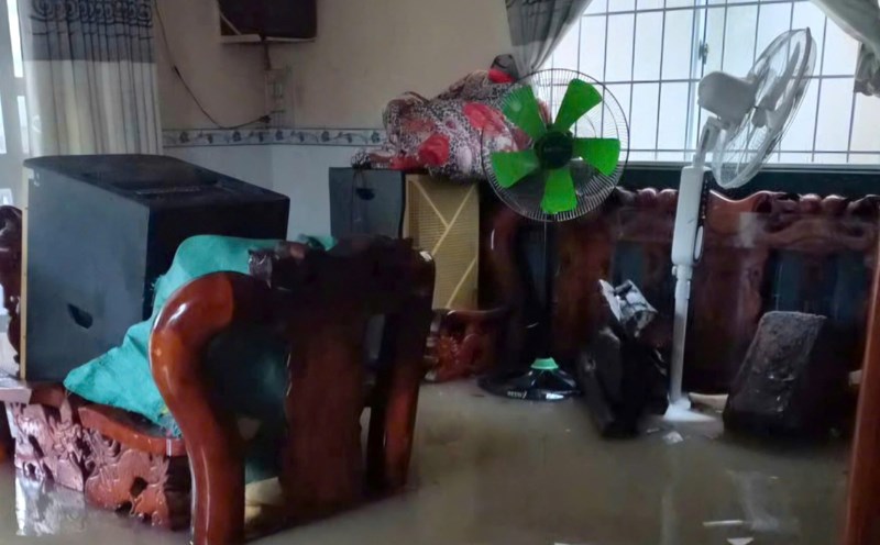 Local flooding due to prolonged rain in Tho Chau special area.