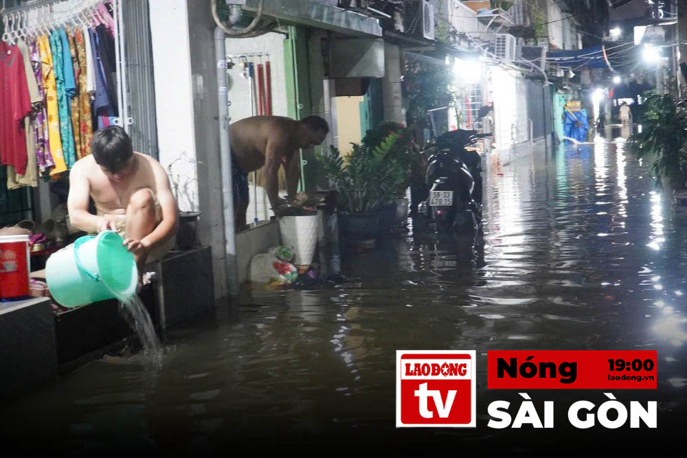 Hot Saigon on October 25