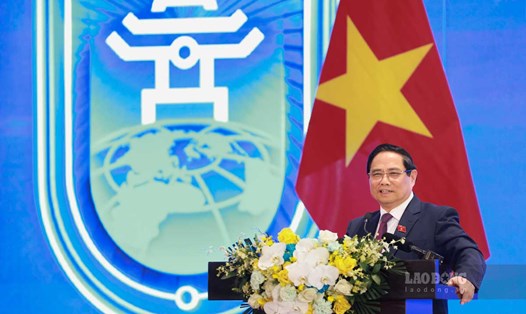 Ủy viên Bộ Chính trị, Thủ tướng Chính phủ Phạm Minh Chính trong cuộc gặp gỡ báo chí tại Lễ mở ký và Hội nghị cấp cao Công ước của Liên Hợp Quốc về chống tội phạm mạng (Công ước Hà Nội). Ảnh: Hải Nguyễn