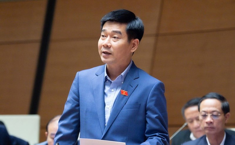 National Assembly Delegate Le Thanh Hoan proposed to continue regulating the responsibility of National Assembly deputies in receiving and handling complaints, denunciations and recommendations from citizens. Photo: Quochoi.vn